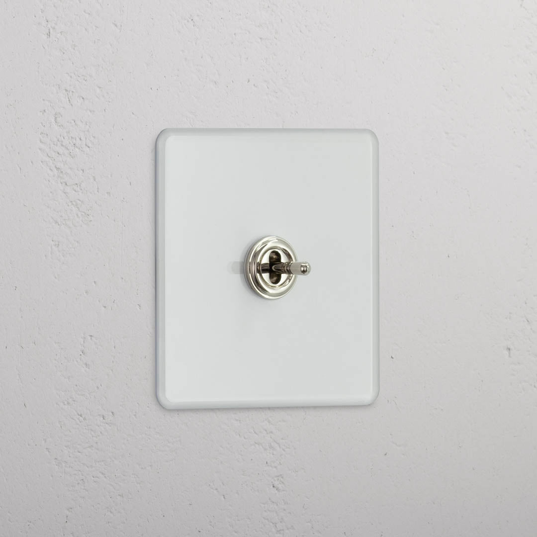Interruptor individual de palanca central en níquel pulido y traslúcido - Solución para iluminación