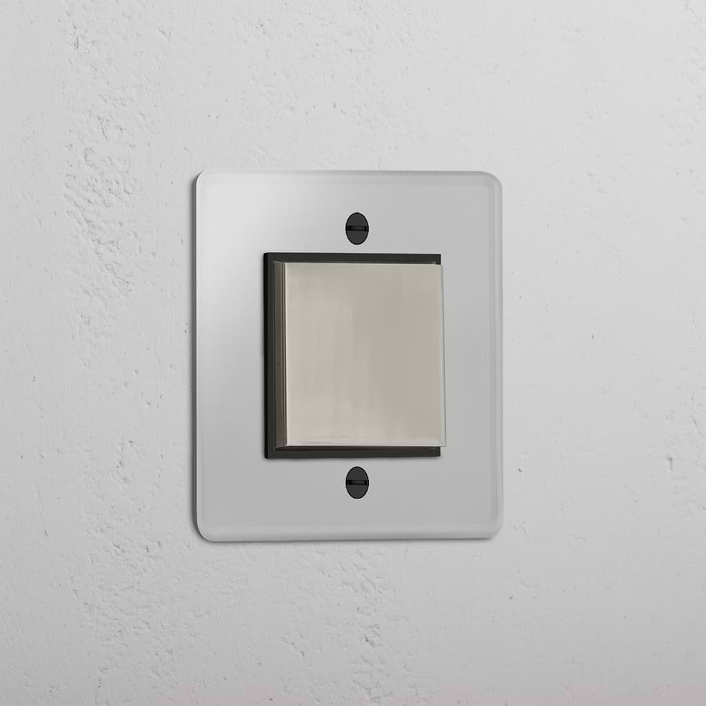 Interruptor individual de balancín central en níquel pulido y traslúcido con negro - Accesorio para control eficiente de iluminación