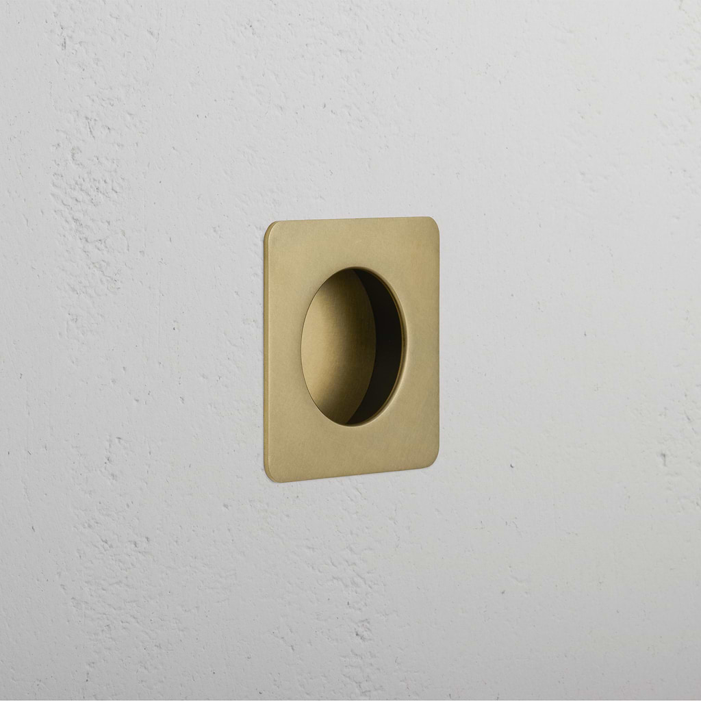 Tirador embutido para puertas Regent pequeño - Latón antiguo