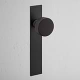 Pomo para puertas Onslow con placa larga (fijo) - Bronce