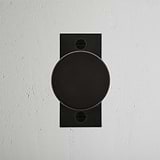 Pomo para puertas Onslow con placa corta (fijo) - Bronce