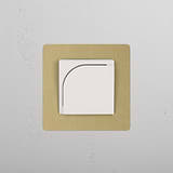 Interruptor simple hotelero para llave tarjeta - Latón antiguo y blanco