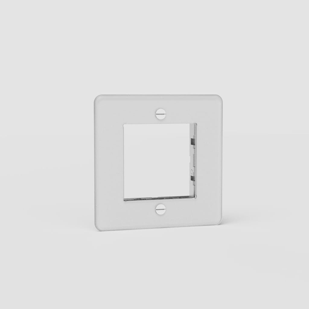 Single 45mm Switch Plate EU in Clear White - Essential Switch Accessory