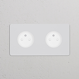 Prise de Courant Ronde Type E x2 (Plaque Double) - Peignable Insert Blanc