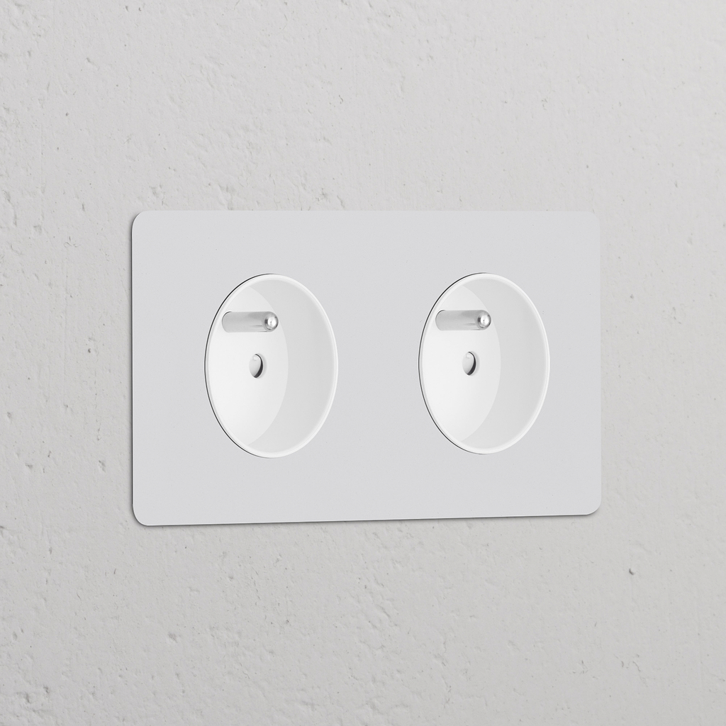 Prise de Courant Ronde Type E x2 (Plaque Double) - Peignable Insert Blanc