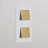 Interrupteur VV Carré x2 Vertical (Plaque Double) - Laiton Ancien Peignable Insert Blanc