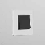 Interrupteur VV Carré (Plaque Simple) - Bronze Peignable Insert Noir