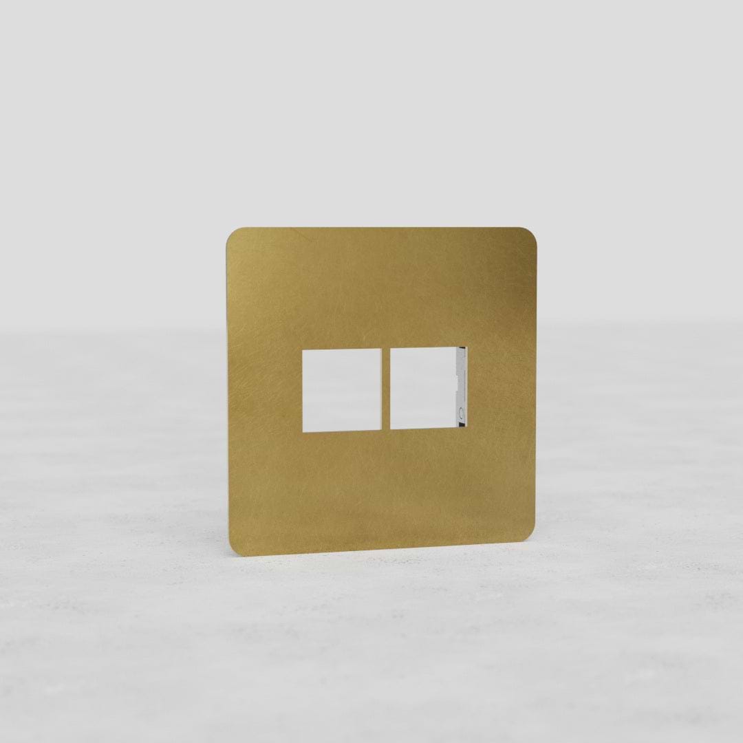 Double Keystone Single Switch Plate in Antique Brass - Traditional EU Home Accessory