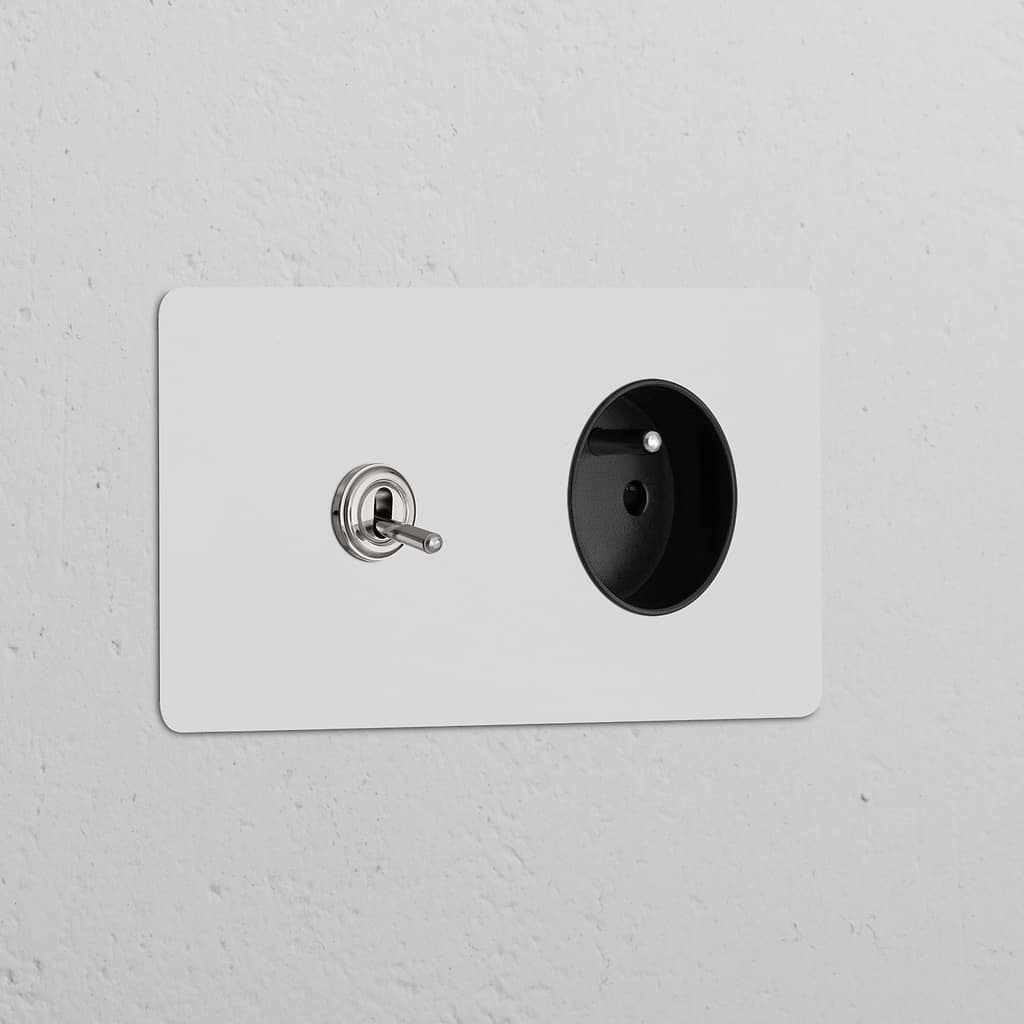 Interrupteur VV à Levier & Prise de Courant Ronde Type E (Plaque Double) - Nickel Poli Peignable Insert Noir
