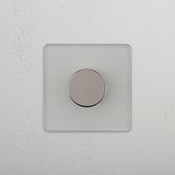 Dimmer Singolo Elegante in Nichel Lucido Trasparente - Sistema di Controllo Luce Premium su Sfondo Bianco