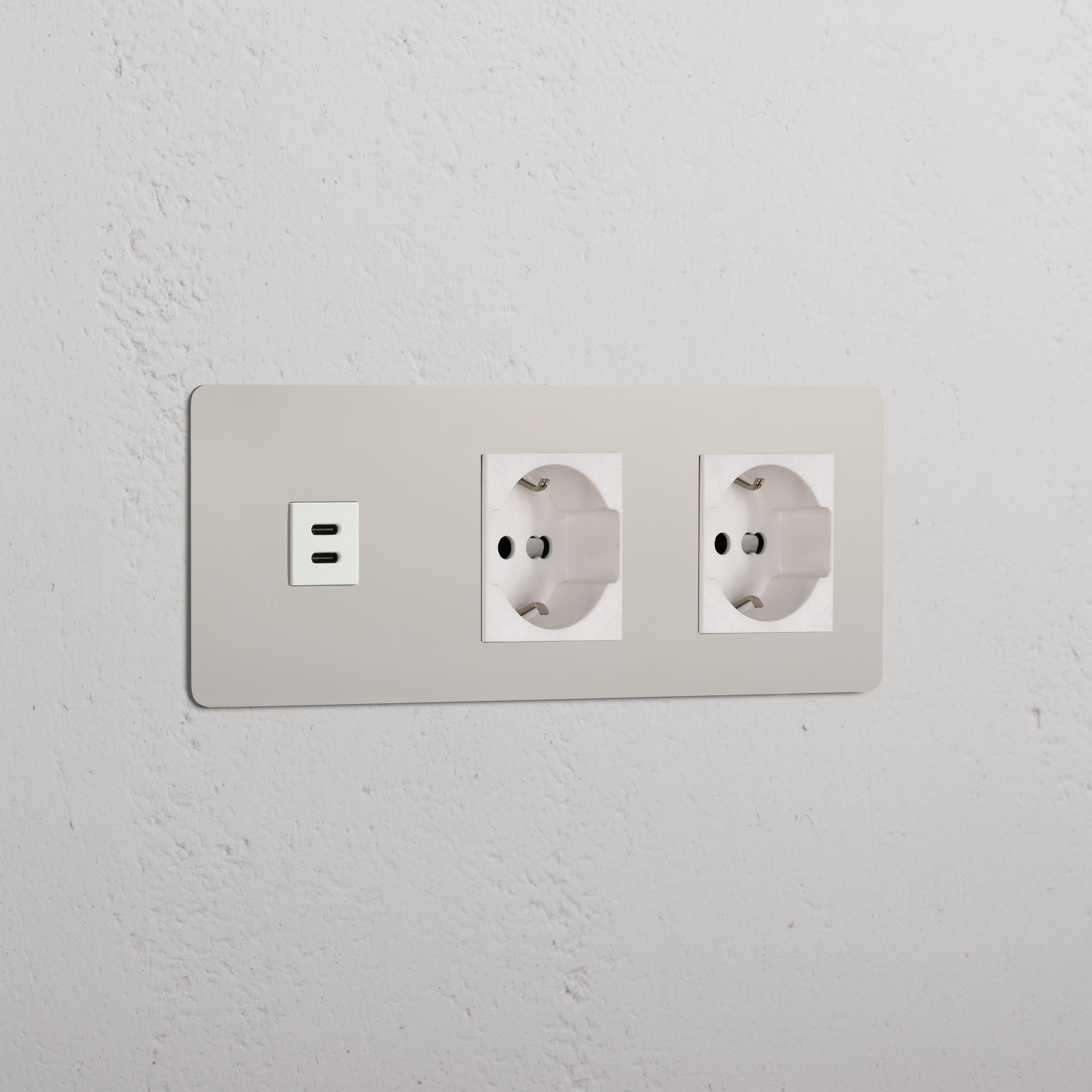 Modulo Triplo USB 30W & 2x Schuko/Bipasso in Nichel Lucido Bianco