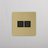 Modulo HDMI Singolo con Stile Ottone Antico Nero su Sfondo Bianco