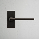Clayton Maniglia per Porta con Placca Corta a Molla - Bronzo