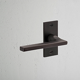 Clayton Maniglia per Porta con Placca Corta a Molla - Bronzo