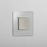 Interruttore Centrale Singolo in Nichel Lucido Trasparente Bianco - Soluzione Efficace di Illuminazione