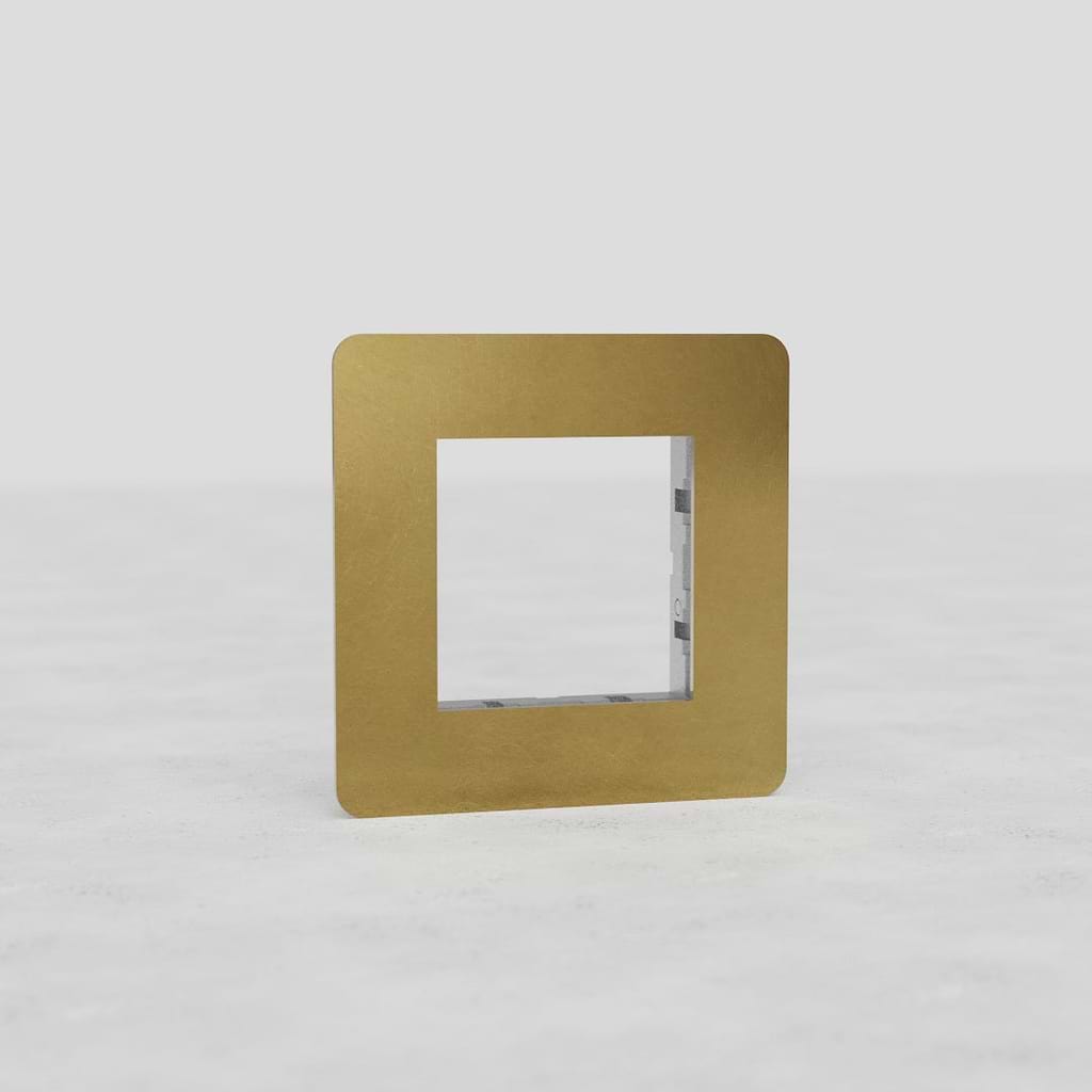 Single 45mm Switch Plate EU - Antique Brass