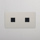 Moduł gniazda USB x 2 w podwójnej ramce - Polerowany nikiel z czarnym