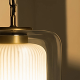 Windsor średnia lampa wisząca z opalowym szkłem - Antyczny mosiądz