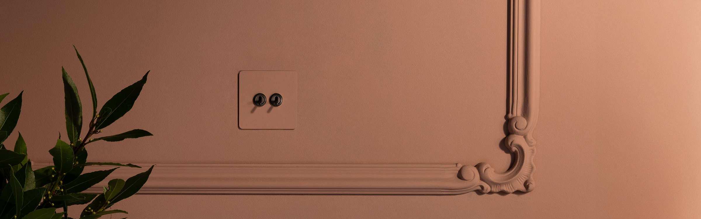 Kew – paintable bronze switches & sockets