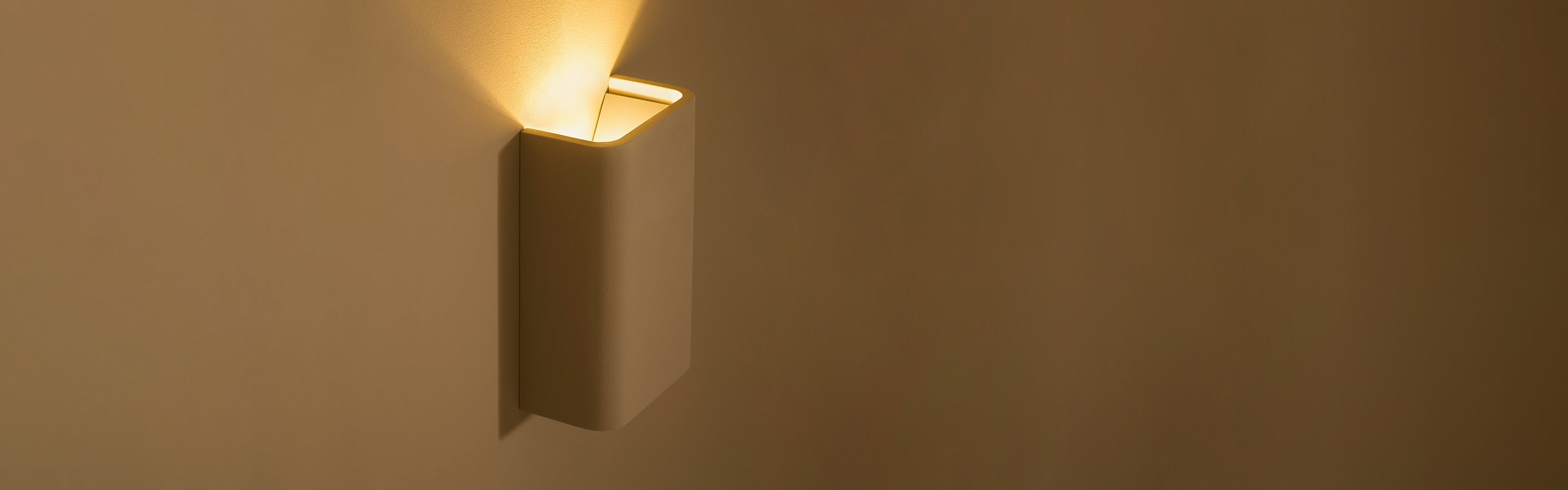 Paintable wall lights