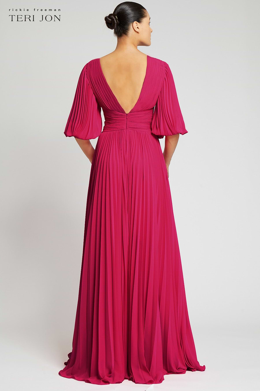 teri jon pleated chiffon dress Teri Jon Printed Chiffon Pleated Full Sleeve Dress Size 0