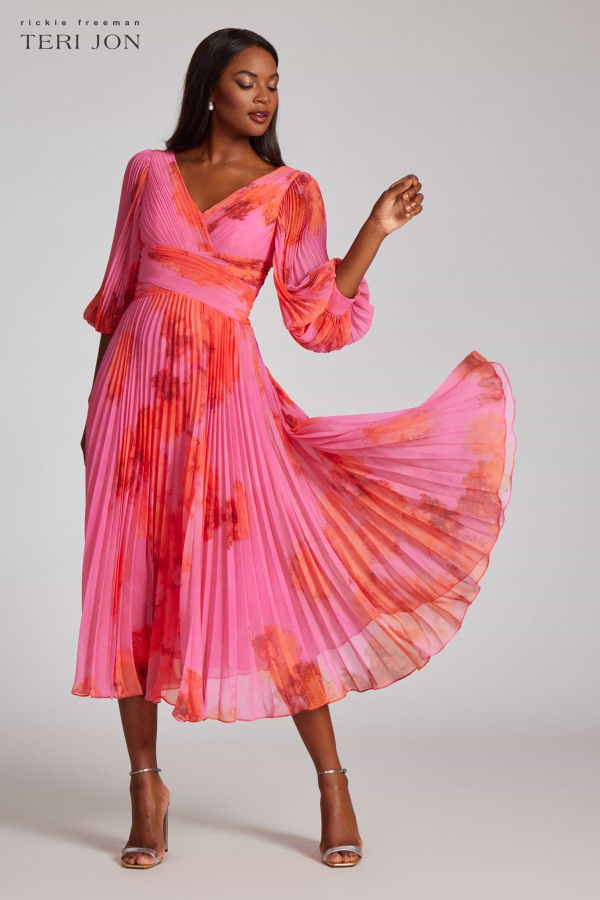 Printed Chiffon Pleated Full Sleeve Dress Terijon.com Printed Chiffon Pleated Full Sleeve Dress Terijon.com