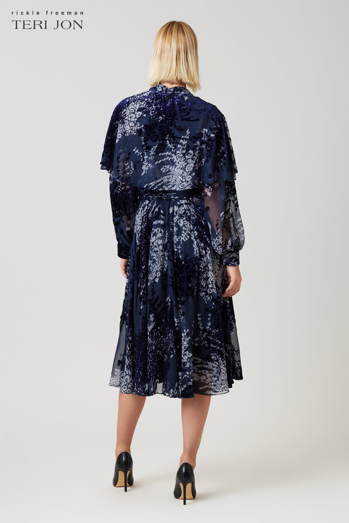 Color_Navy Multi