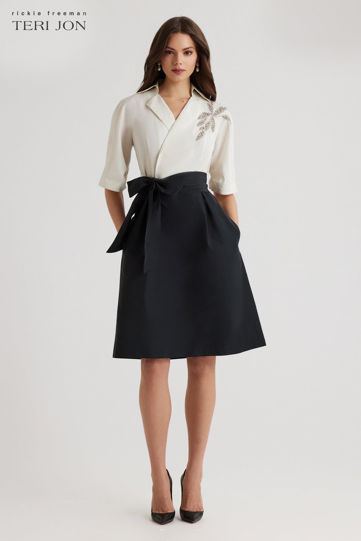 Color_White Black