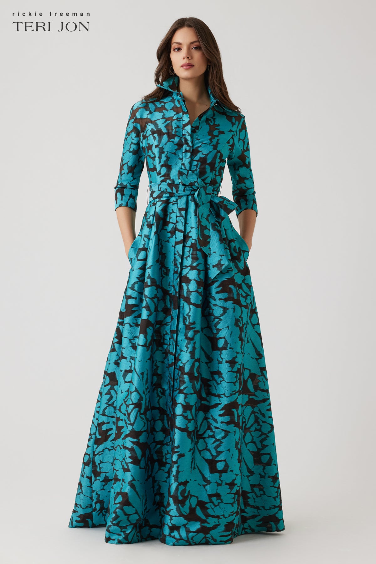 Color_Turquoise Black