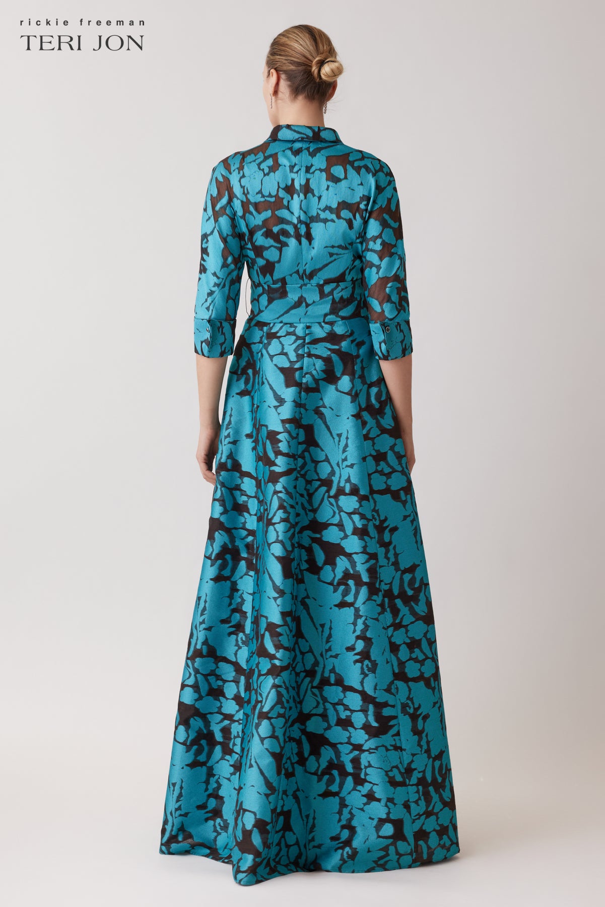 Color_Turquoise Black