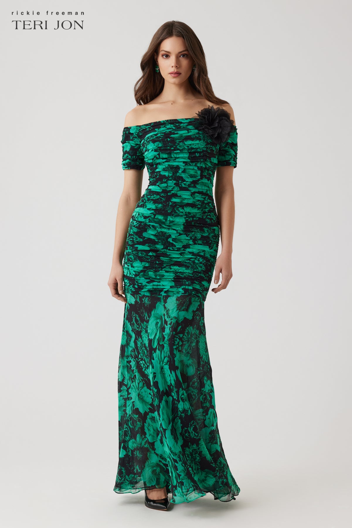 Color_Black Green