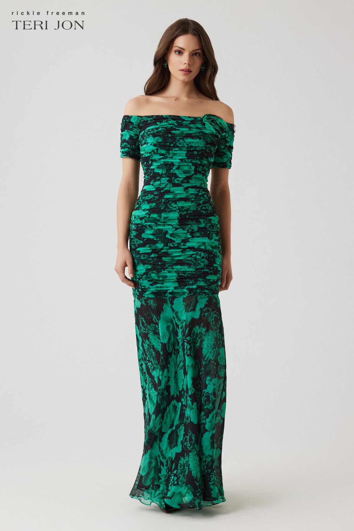 Color_Black Green