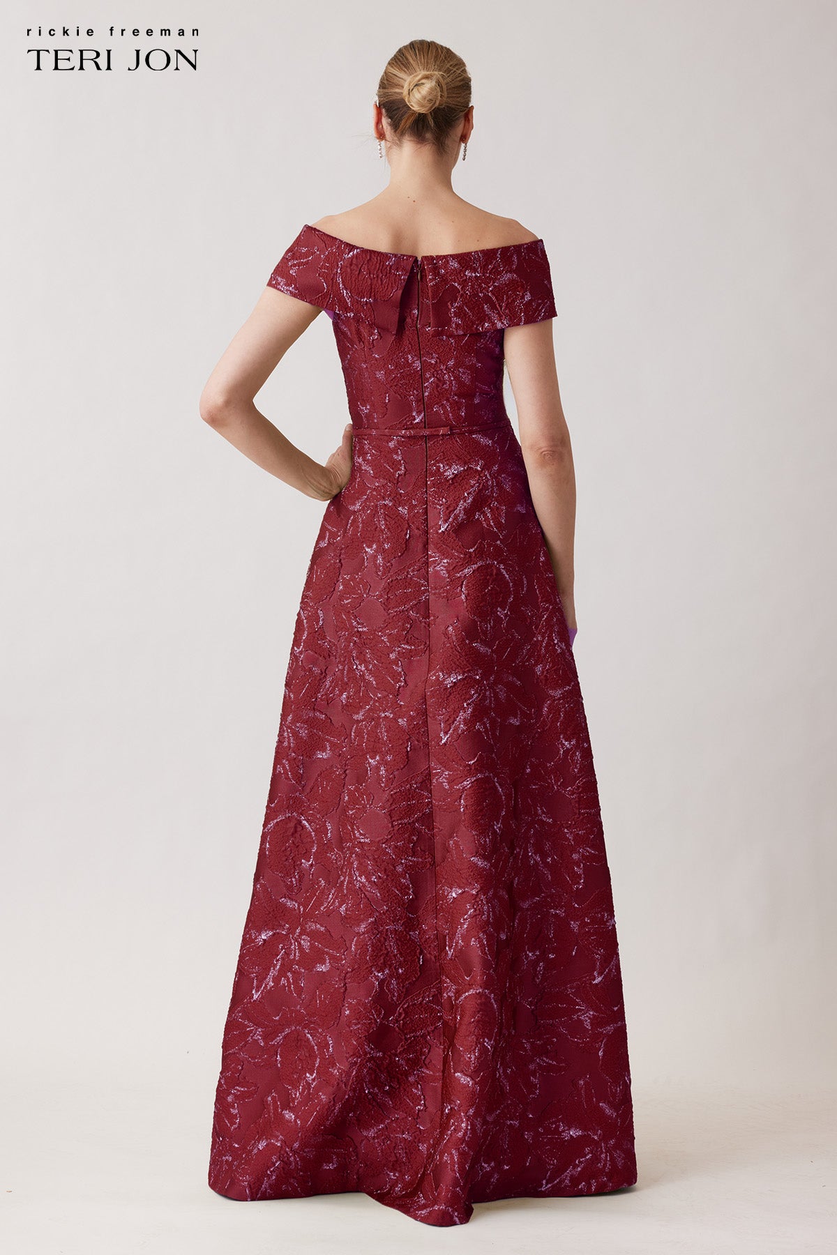 Color_Cranberry