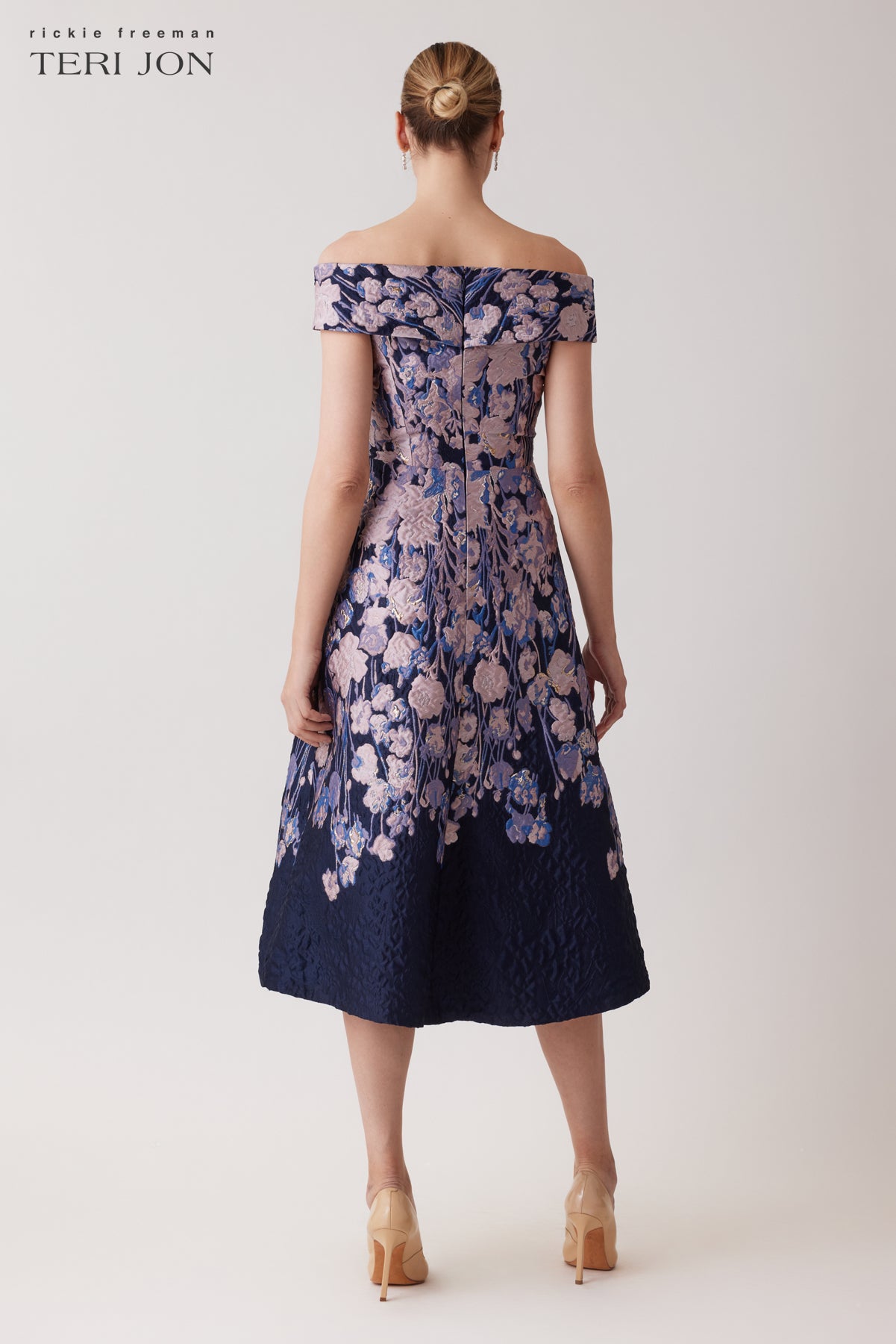 Color_Navy Multi