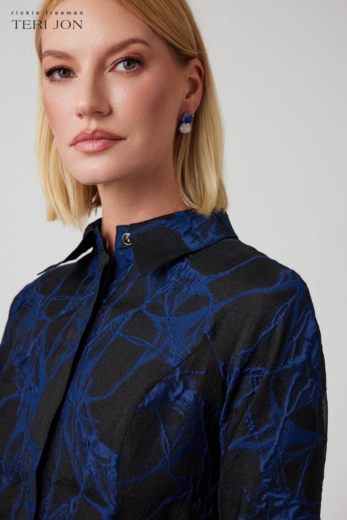 Color_Black Sapphire