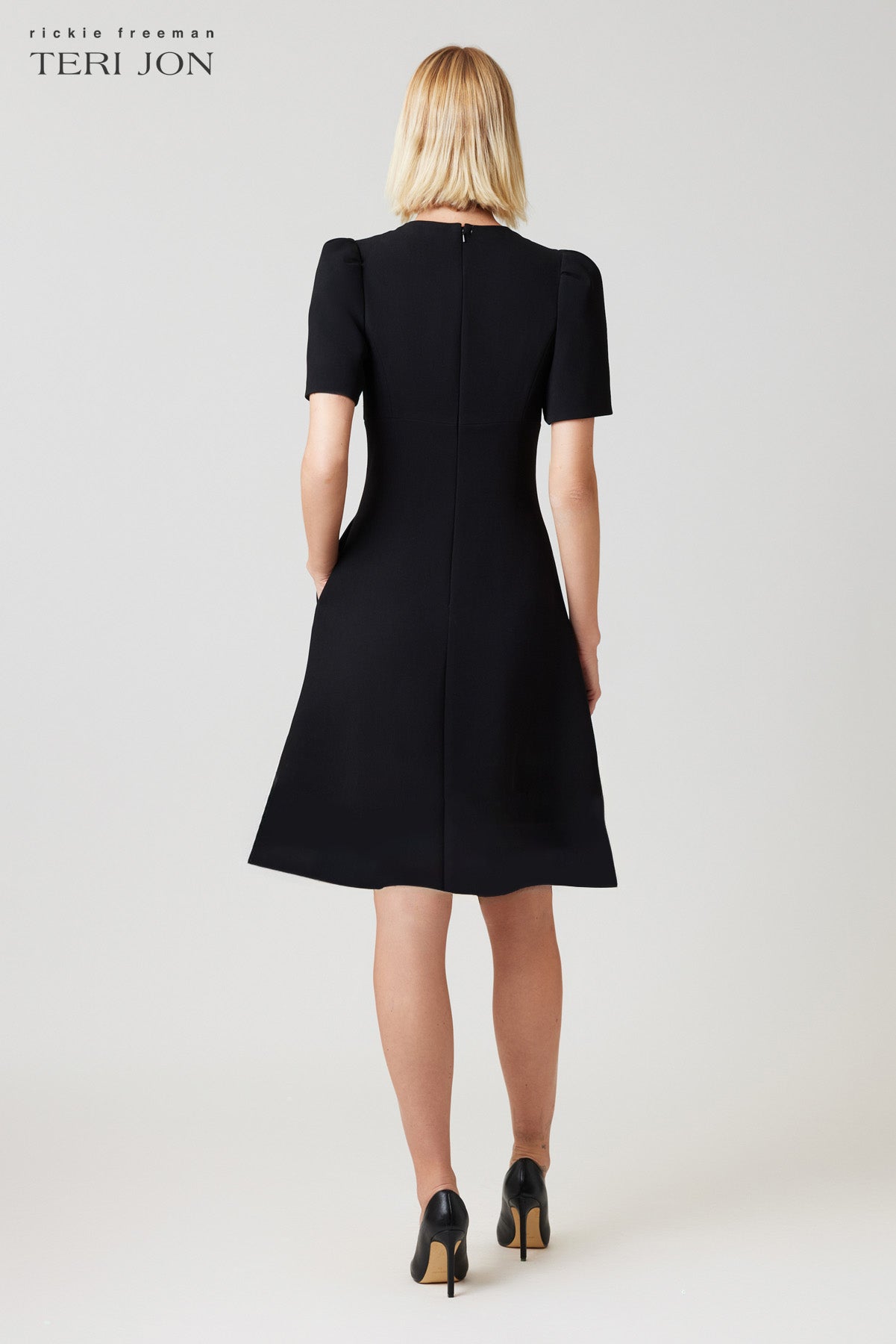 Color_Black