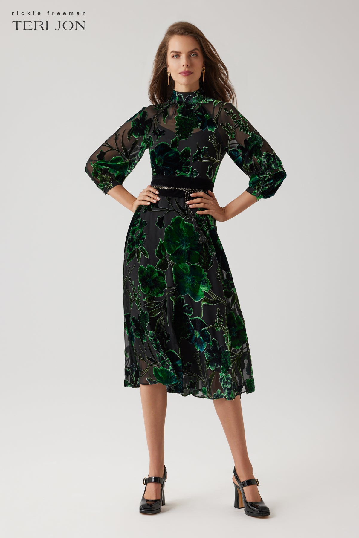Color_Black Green
