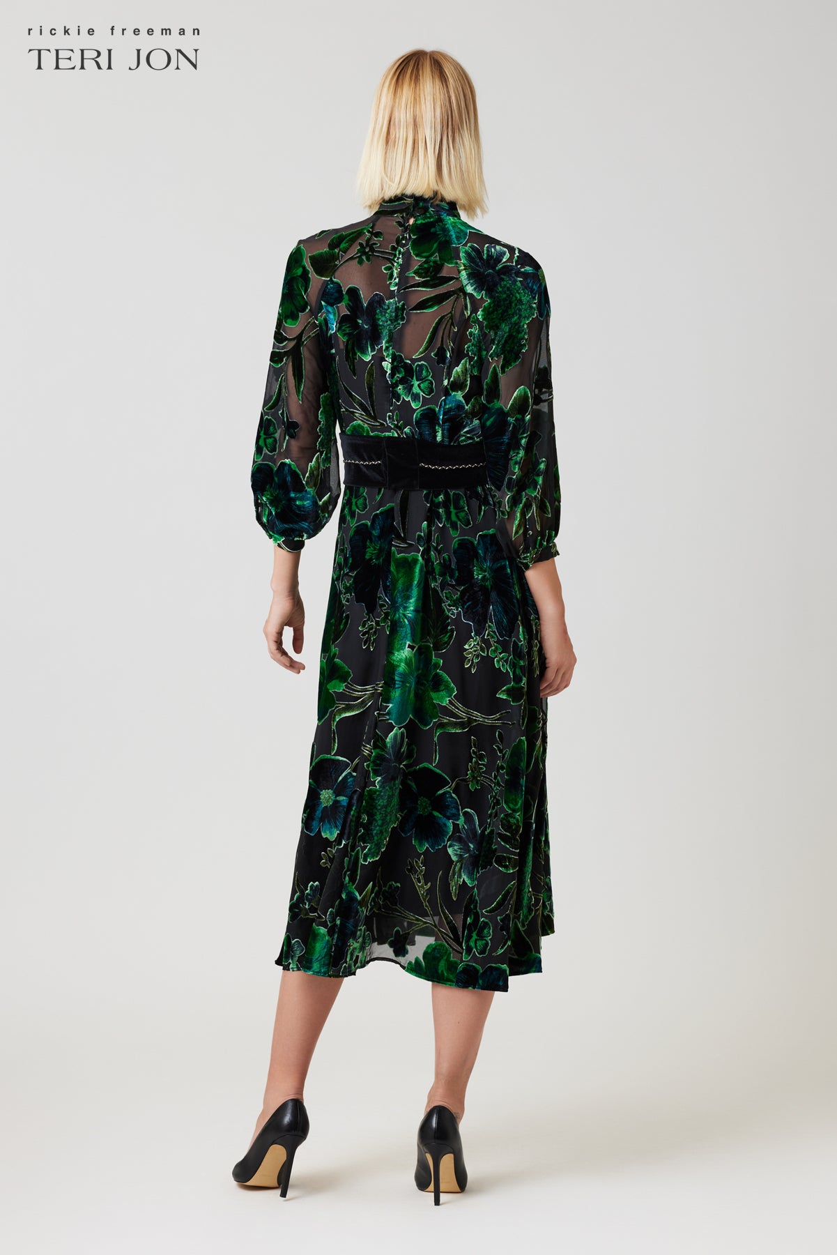 Color_Black Green