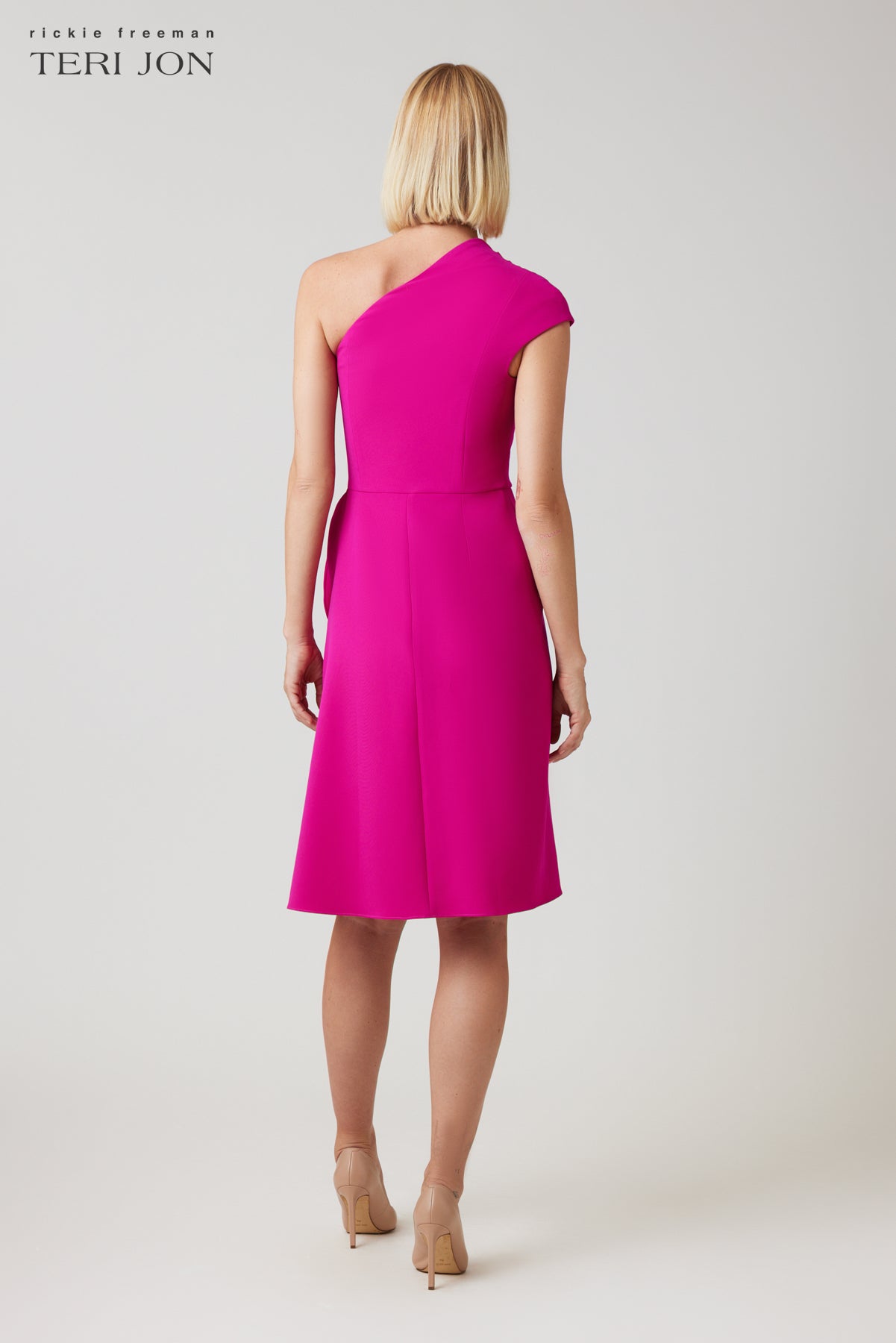Color_Hot Pink