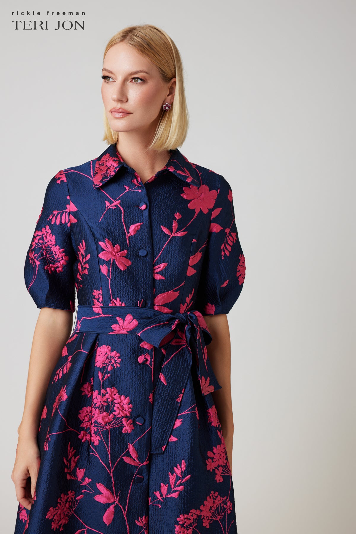Color_Navy Red
