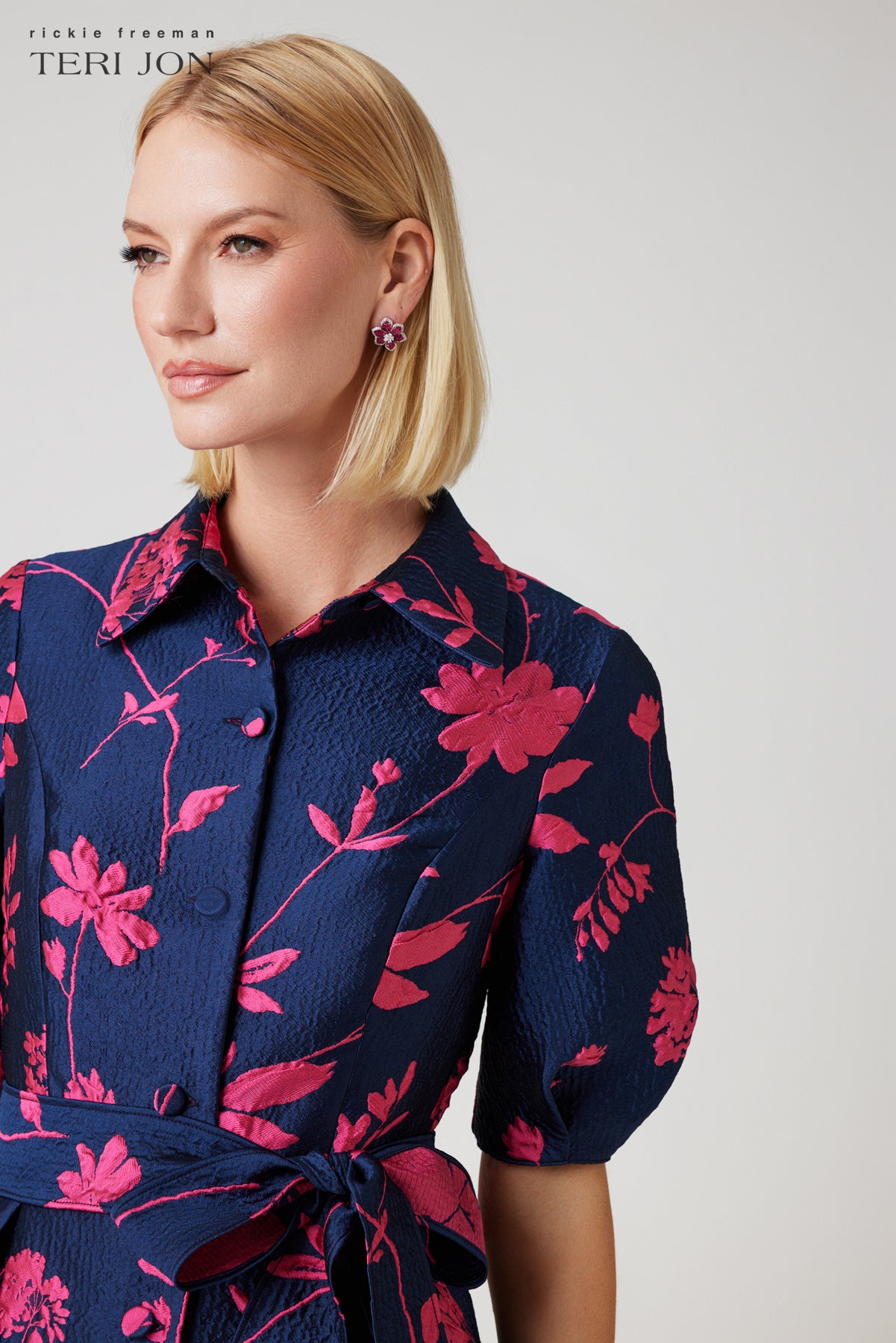 Color_Navy Red