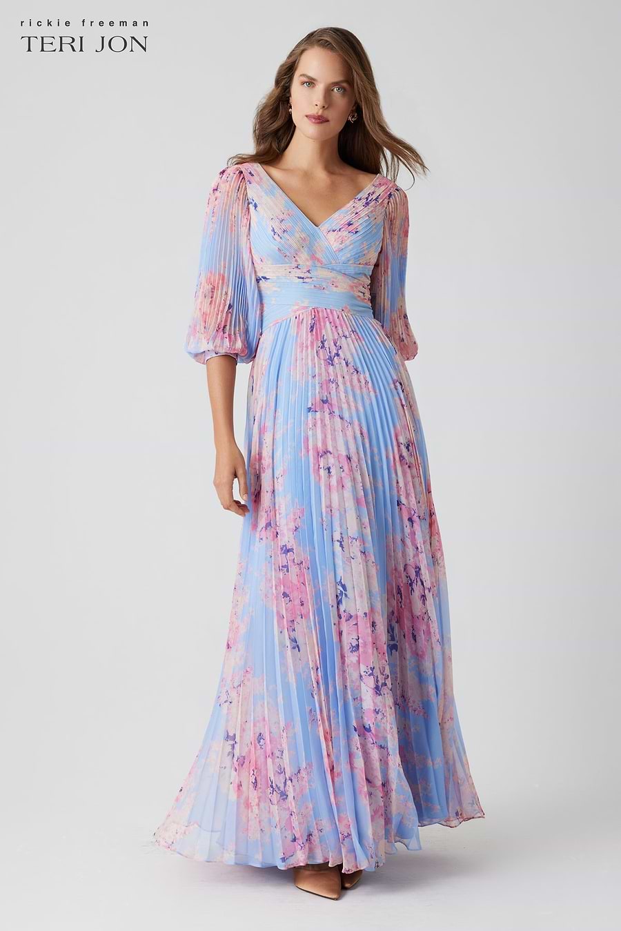 Teri Jon Printed Chiffon Pleated V Neck Gown Size 6 Teri Jon Printed Chiffon Pleated V Neck Gown Size 6