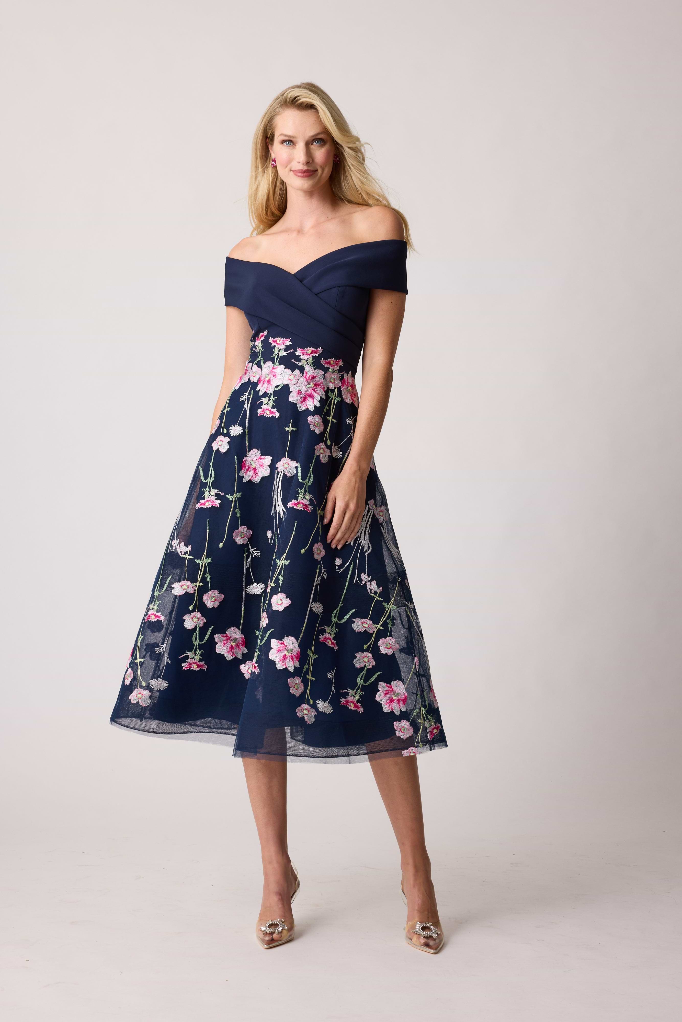 Fit for Every Figure: The Beauty of Fit and Flare Silhouettes Terijon.com Fit for Every Figure: The Beauty of Fit and Flare Silhouettes Terijon.com