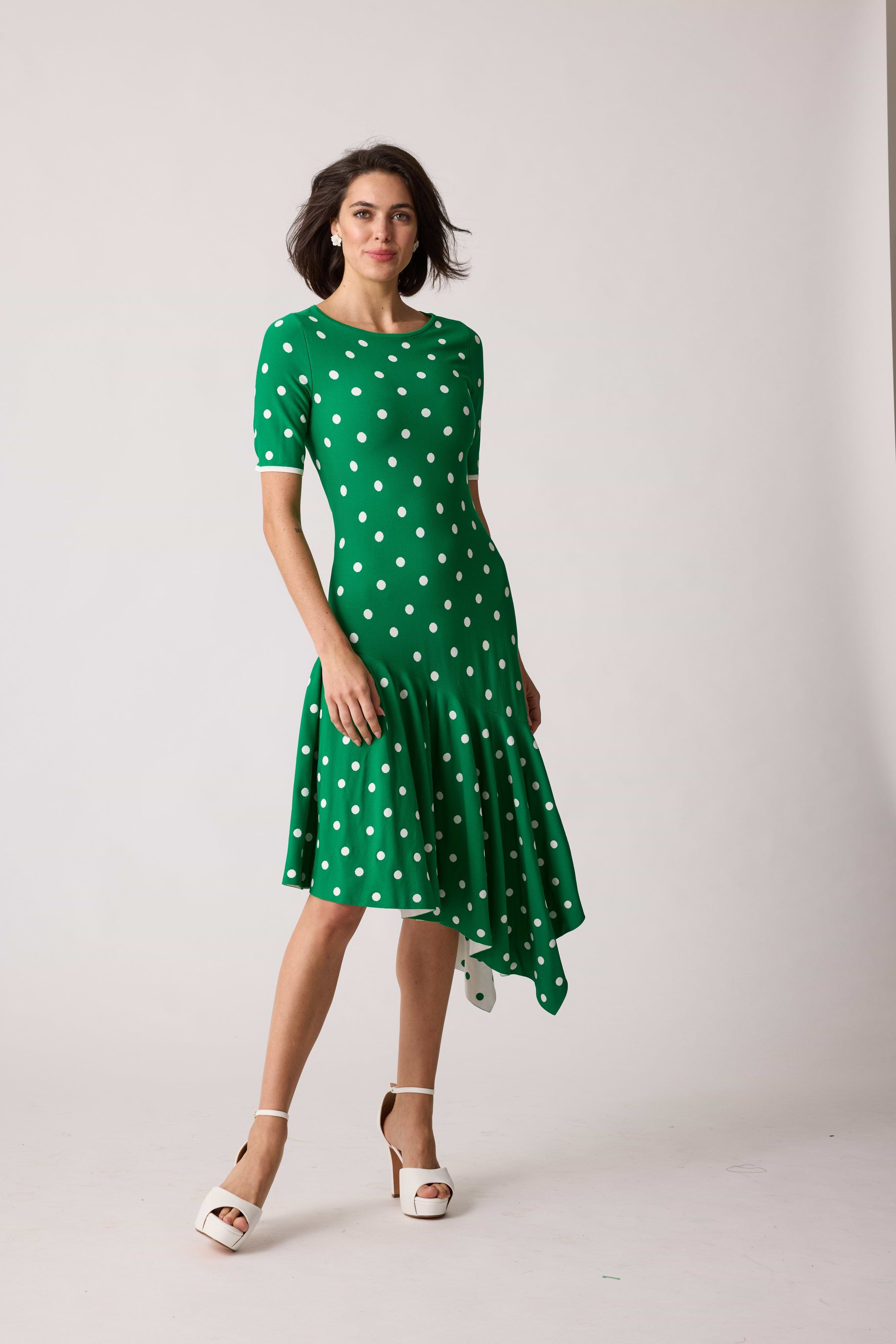 The Timeless Charm of Tea-Length MOB Dresses Terijon.com The Timeless Charm of Tea-Length MOB Dresses Terijon.com