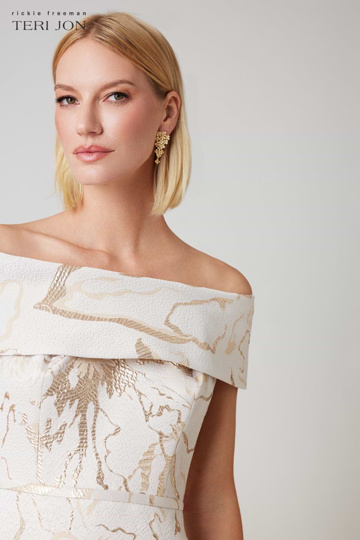 Jacquard Metallic Pattern Cuff Bodice Gown – Terijon.com