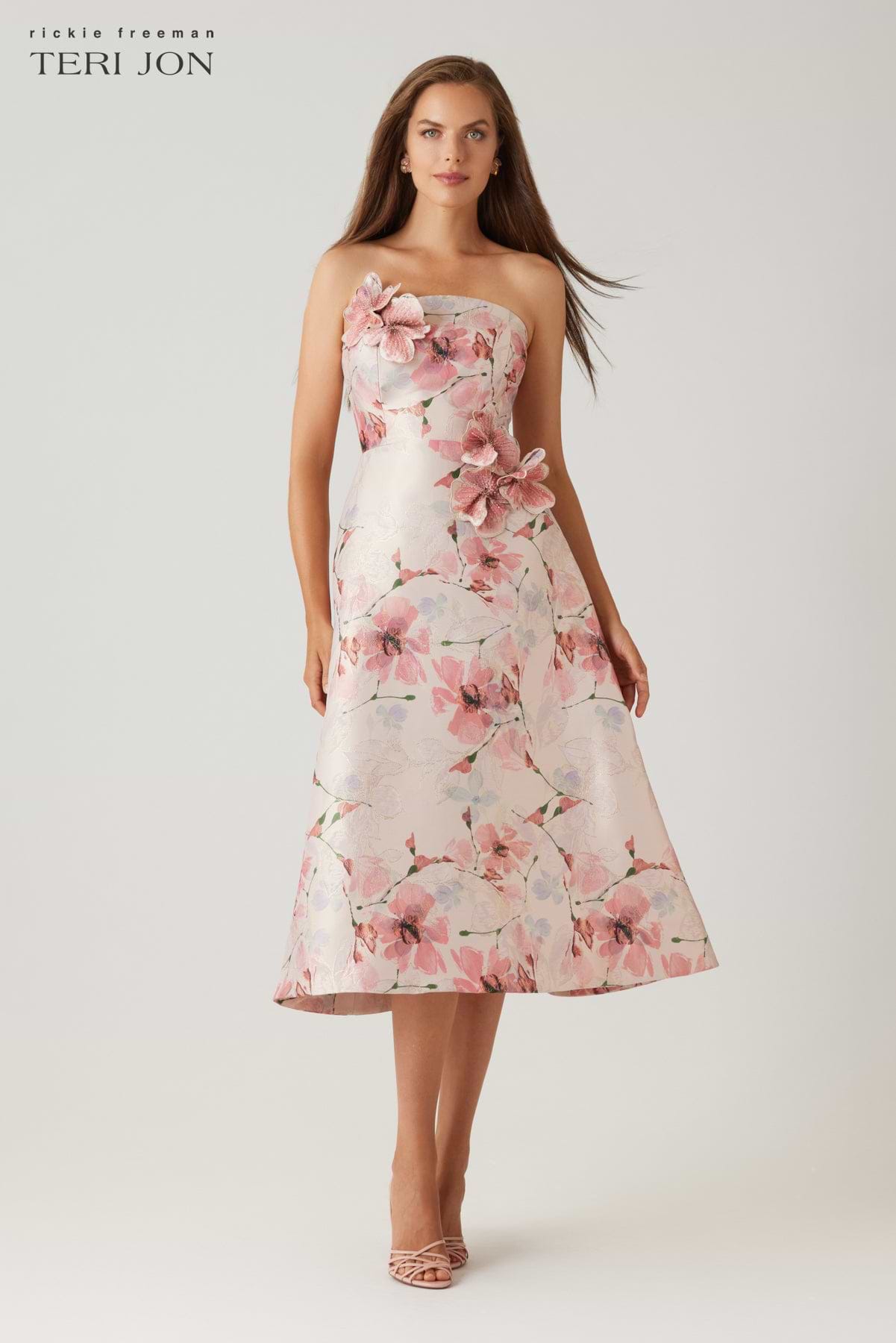 Gazar Strapless 3D Flower applique Fit And Flare Dress – Terijon.com