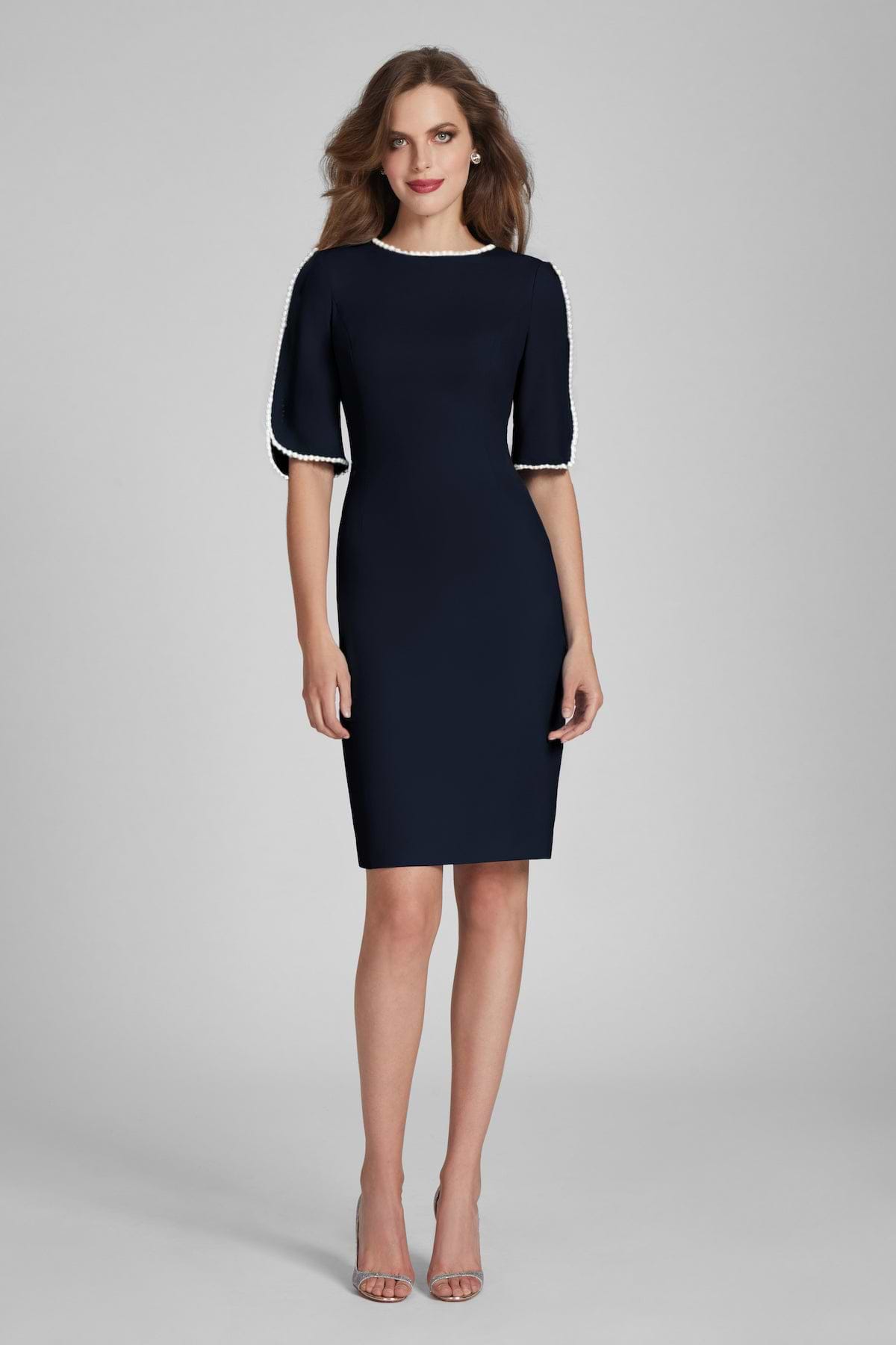 Teri Jon Black Short Sleeve Pearl Trim Crepe Sheath Dress Size 4 Teri Jon Black Short Sleeve Pearl Trim Crepe Sheath Dress Size 4