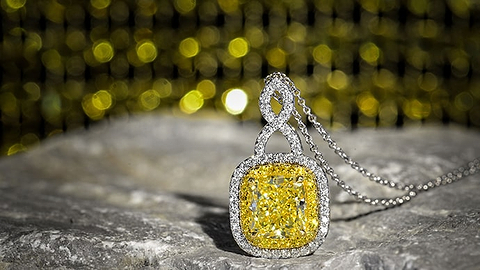 LEIBISH Fancy Intense Yellow Kissen-Diamant-Tropfenanhänger (3,99 Karat TW)