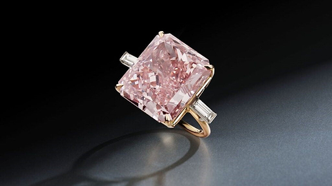 Rechteckiger, modifizierter Diamant im Brillantschliff im Fancy Intense Pink mit 20,19 ct