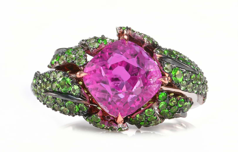 LEIBISH Mogok Vivid Pink Sapphire and Green Tsavorite Bombe Ring